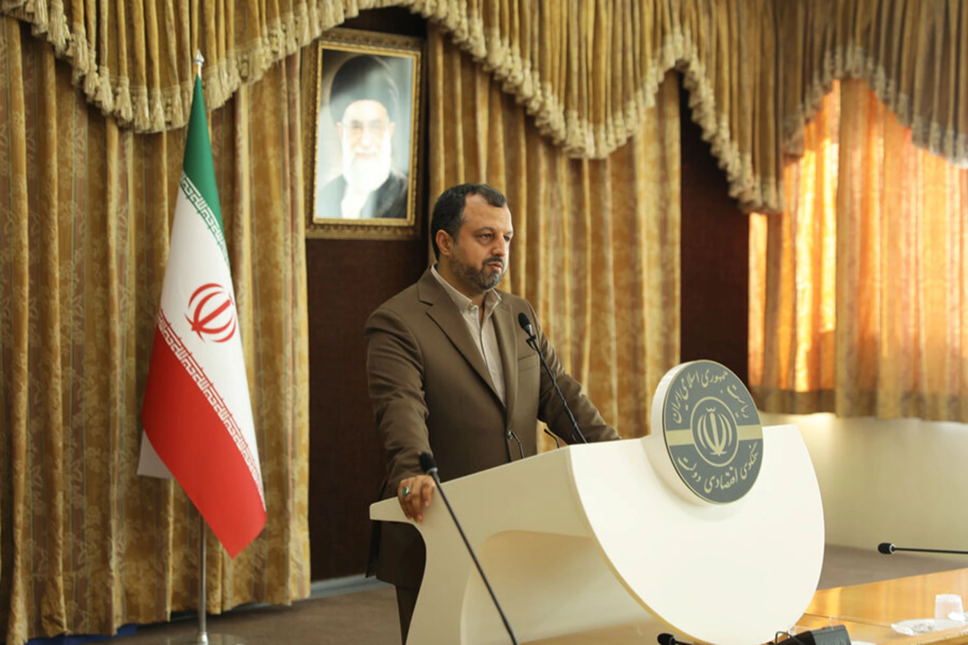 سخنگوی اقتصادی دولت: ممکن است مصوبه نرخ خوراک تغییر کند